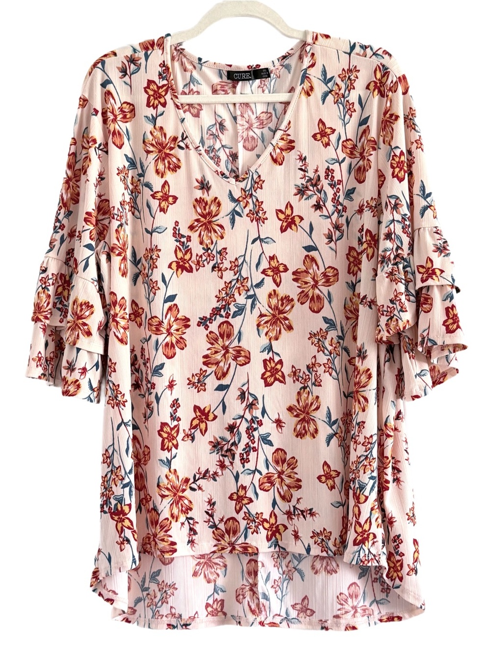 CURE Floral Ruffle-Sleeve Blouse 2XL